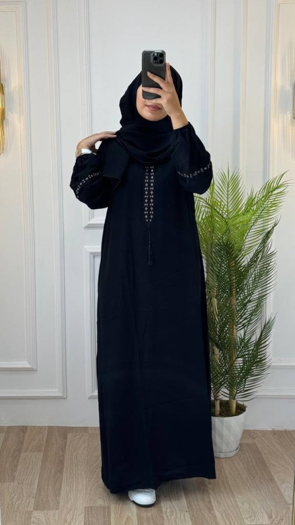 Elegant abaya with delicate embroidery on the sleeves, comes with a matching shawl for a practical and modest look, model A0535 - Black