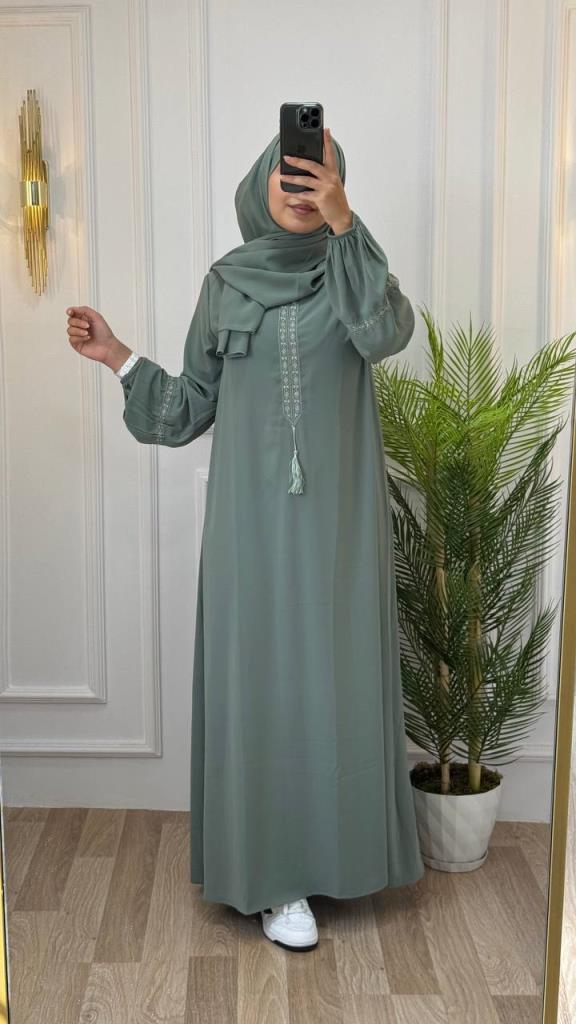 Elegant abaya with delicate embroidery on the sleeves, comes with a matching shawl for a practical and modest look, model A0535 - Khaki