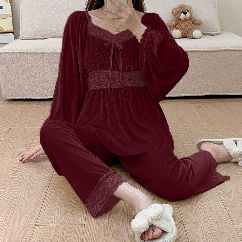 New season women's winter home bottom top pajamas stylish and comfortable cut model A1442 - Burgundy