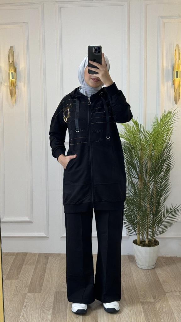 Elegant and comfortable Dior pajama set for veiled women, made of high-quality materials, model G0823 - Black