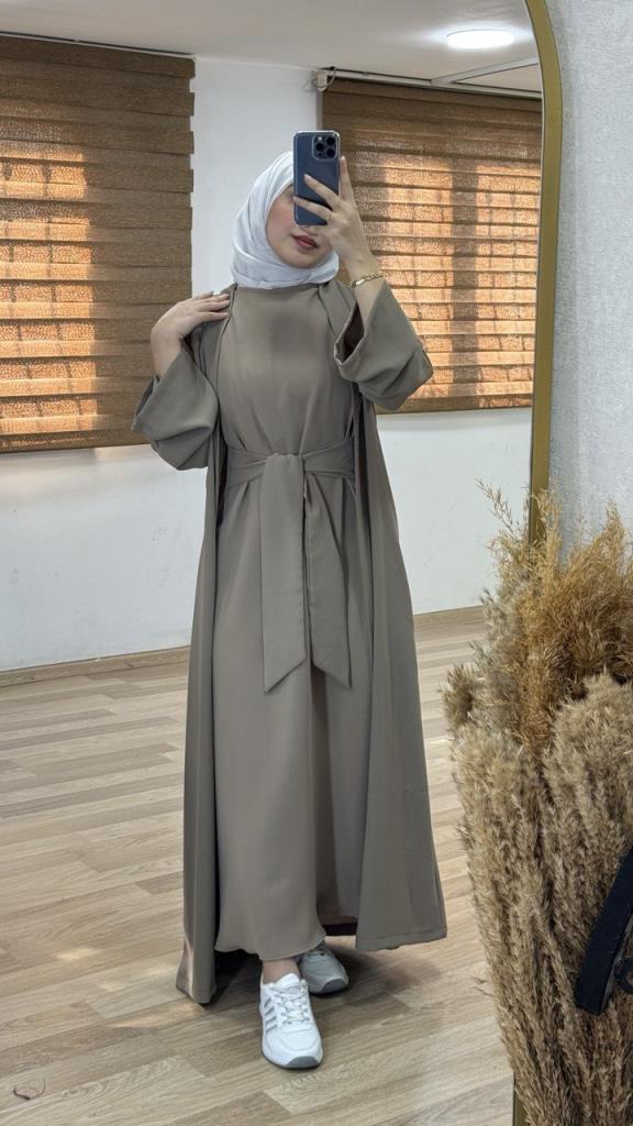 One of the latest models of a very comfortable and practical abaya, code G0873 - Beige