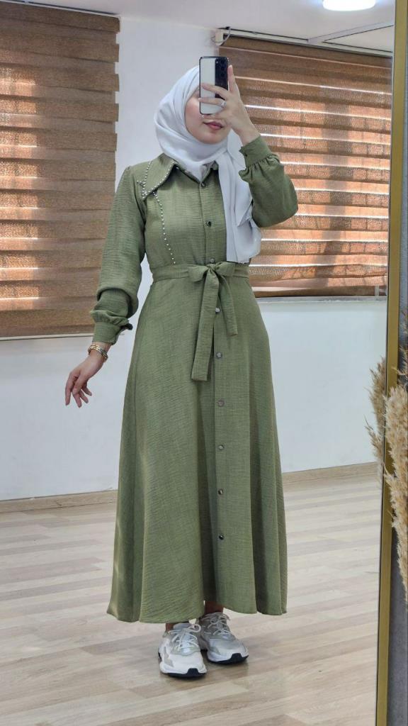 G1031 Long dress for veiled women with an elegant and modest design, model - Green