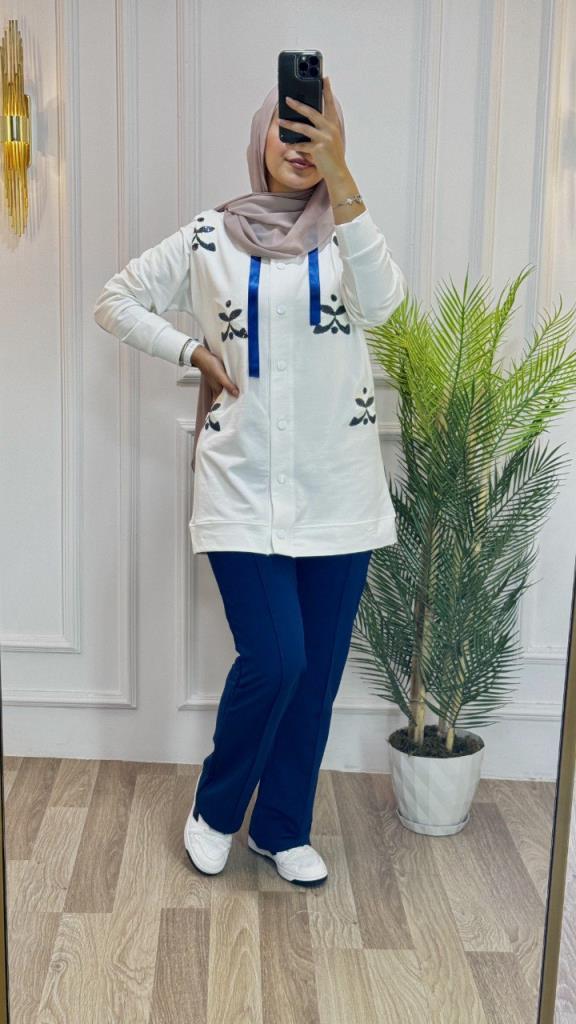 New season women's winter two-piece pajama set is hijab and suitable for daily use model G1409 - Navy Blue