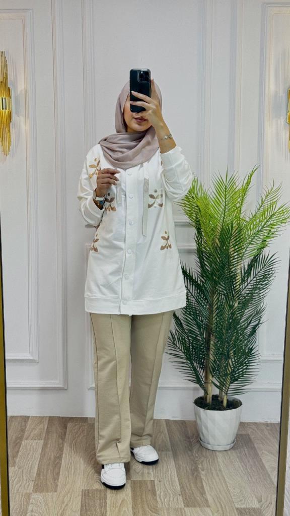 New season women's winter two-piece pajama set is hijab and suitable for daily use model G1409 - Beige