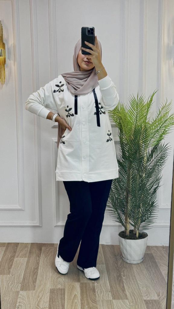 New season women's winter two-piece pajama set is hijab and suitable for daily use model G1409 - White