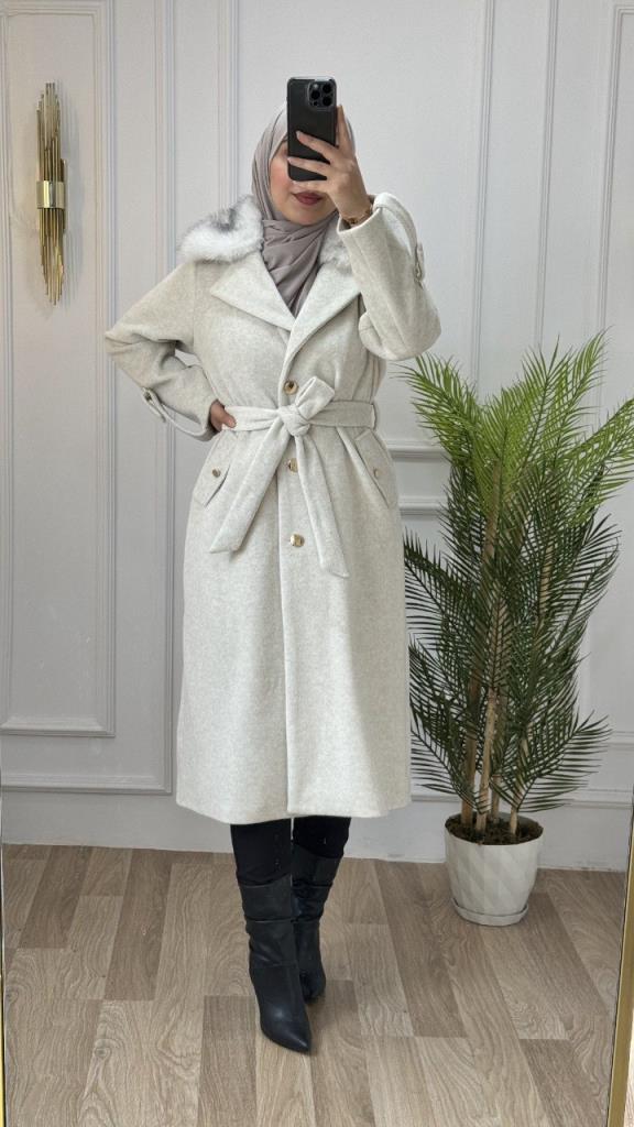 New season women's winter stylish and modern trench coat suitable for daily use fur collar model G1462 - White