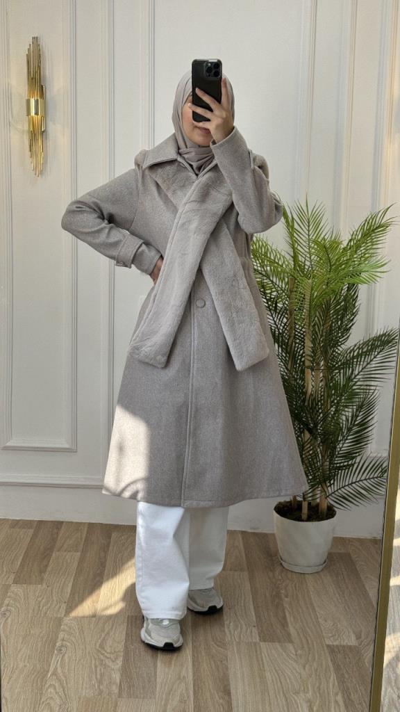 new season women's winter stylish and modern trench coat fur collar model G1562 - Beige