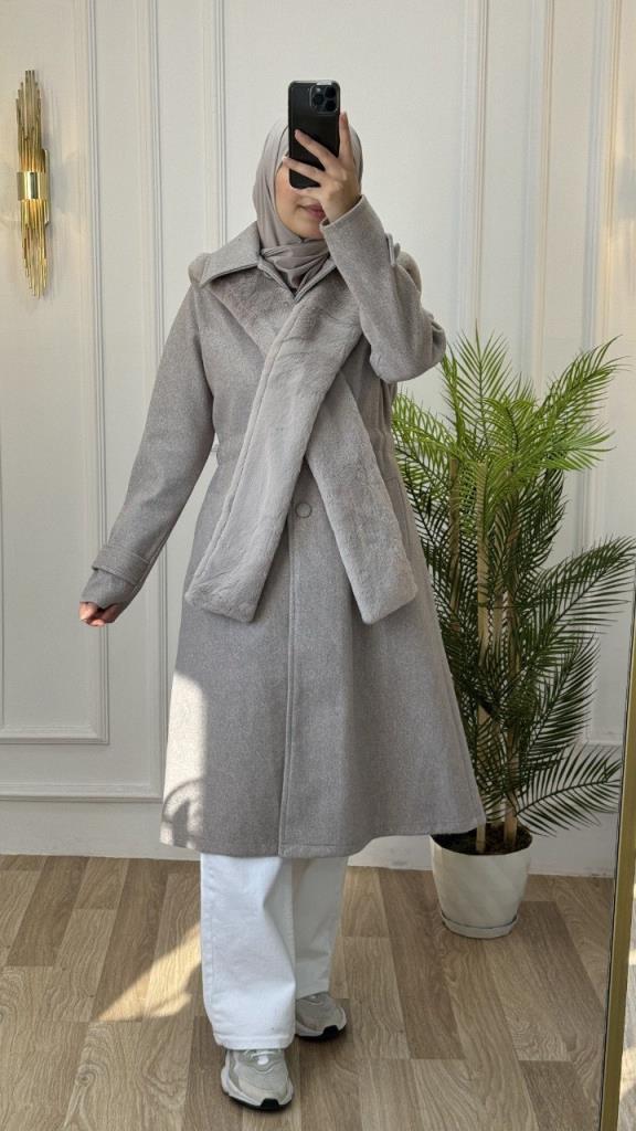 new season women's winter stylish and modern trench coat fur collar model G1562 - Beige