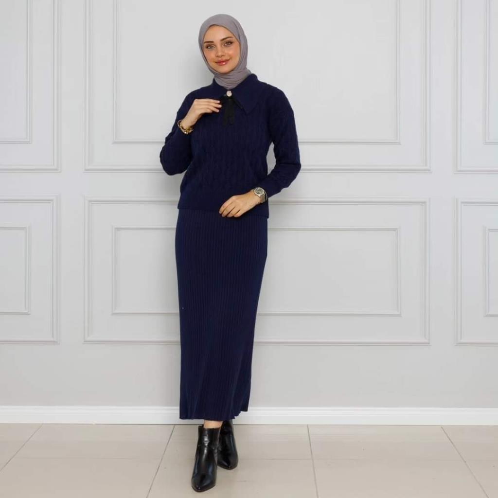 Soft and elegant two-piece dress, featuring a woolen outer layer with simple details, model G1598 - Navy Blue