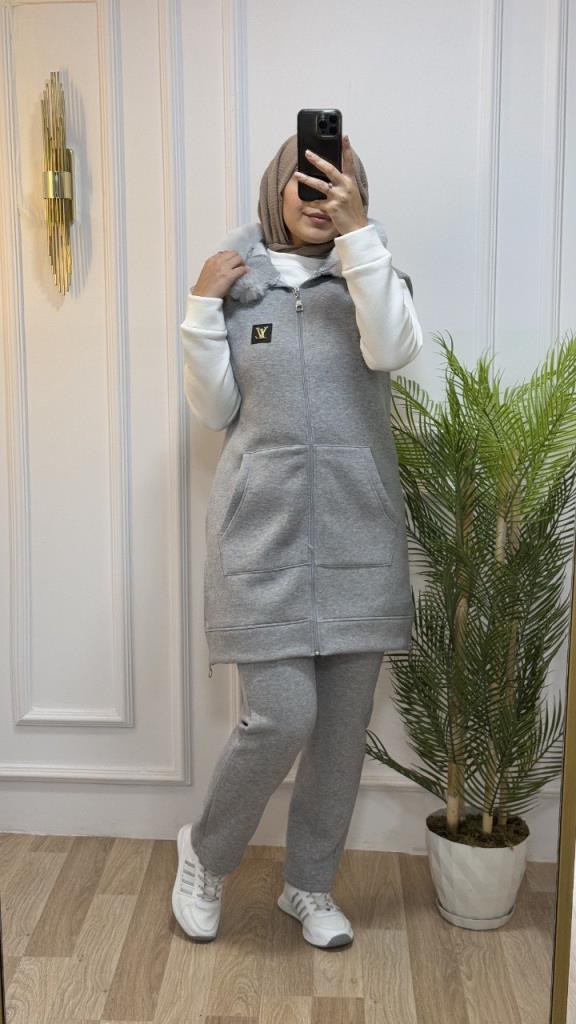 New season women's winter stylish and modest 3-piece suit suitable for daily use model G1857 - Gray