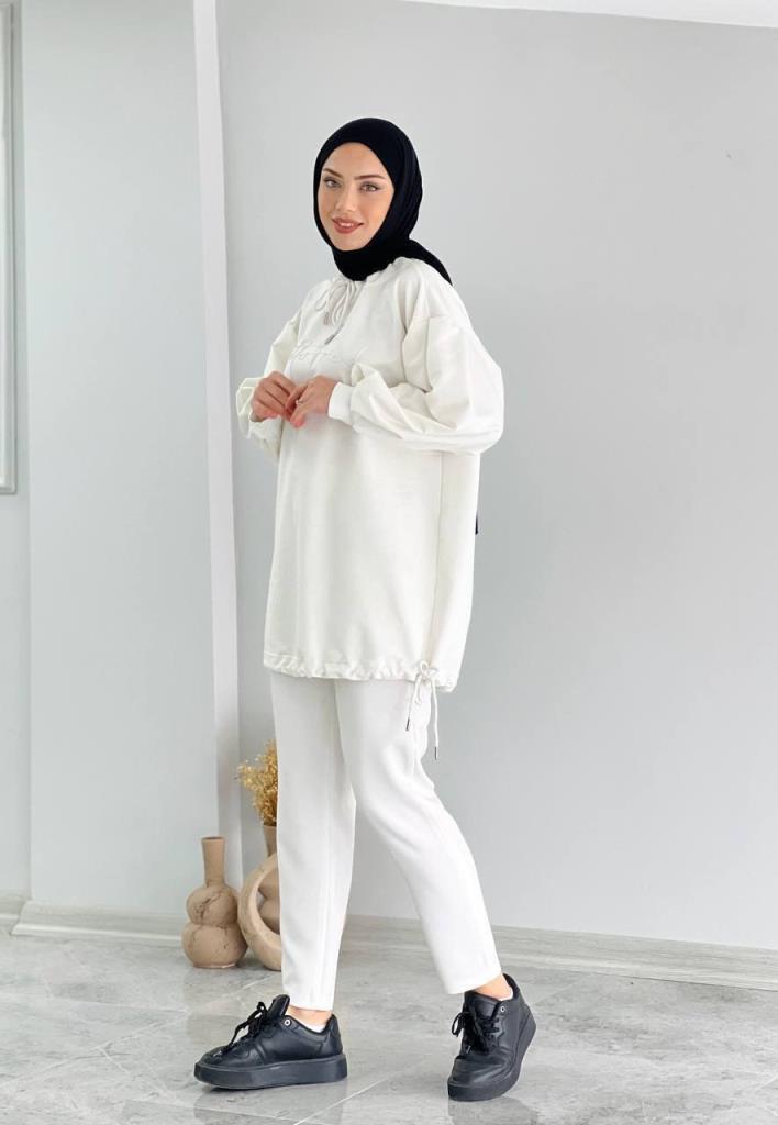 women's hijab long blouse model G2247 - White women's hijab long blouse model G2247 - White