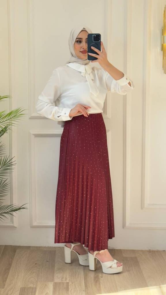 تنورة نسائية سادة محجبة موديل G2848 - خمري تنورة نسائية سادة محجبة موديل G2848 - خمري