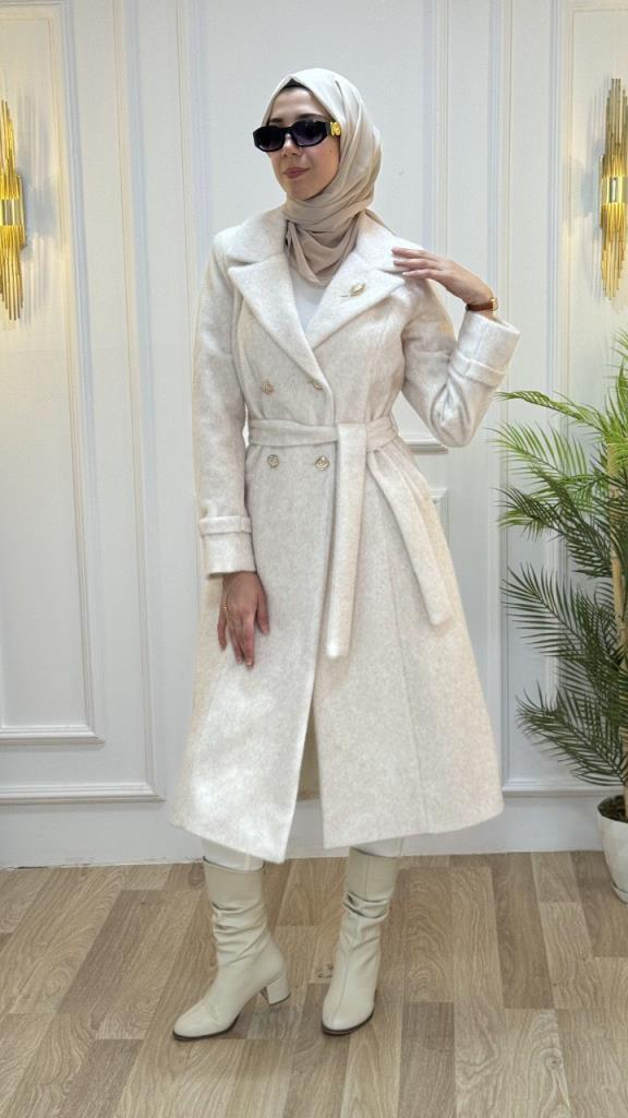 New season women's winter fur coat model G3421 - White