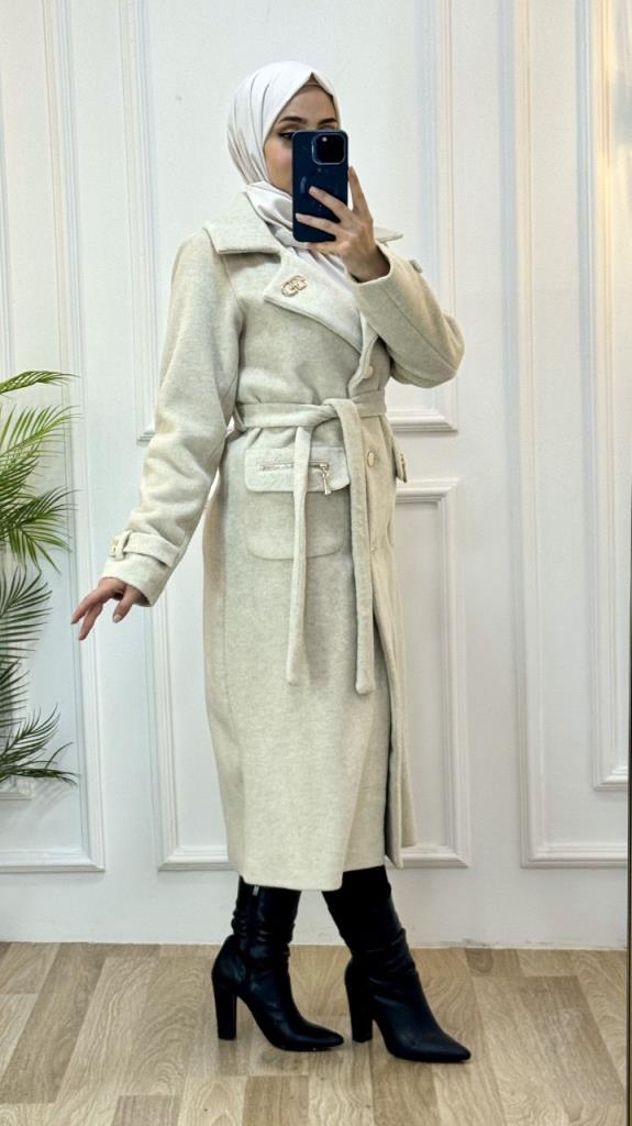 Women's new seasonal fur coat model G3508 - White Women's new seasonal fur coat model G3508 - White