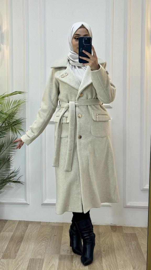 Women's new seasonal fur coat model G3508 - White Women's new seasonal fur coat model G3508 - White