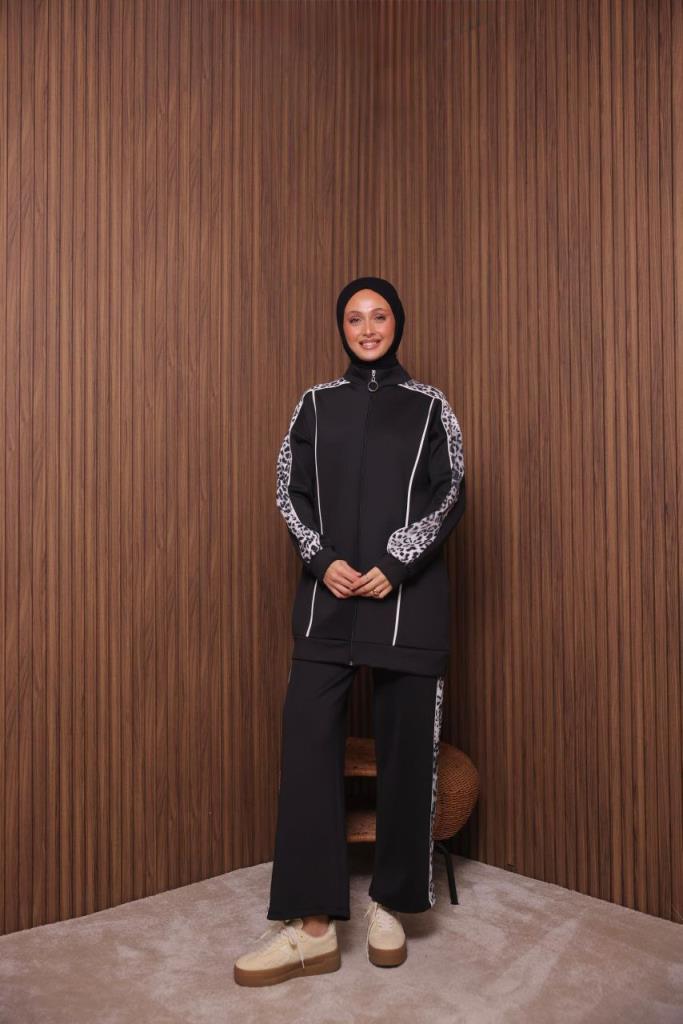 Women's winter hijab top and bottom set, model G3532 - Black