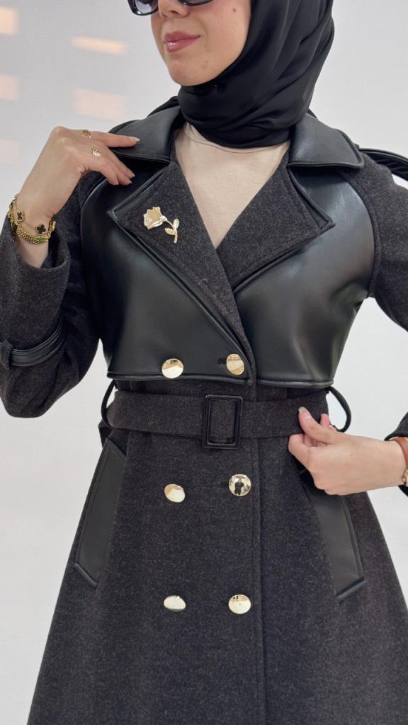 Women's stylish and comfortable winter coat, model G3624 - Black