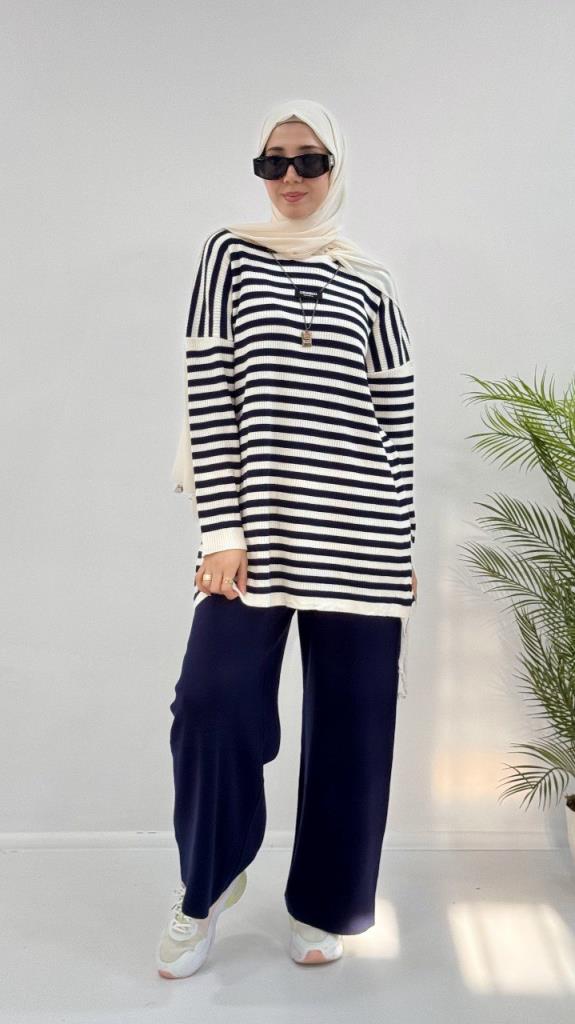 Women's winter 2-piece pajama set, model G3642 - Navy Blue