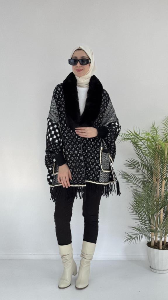 New season women's winter cape, model G3693 - Black New season women's winter cape, model G3693 - Black