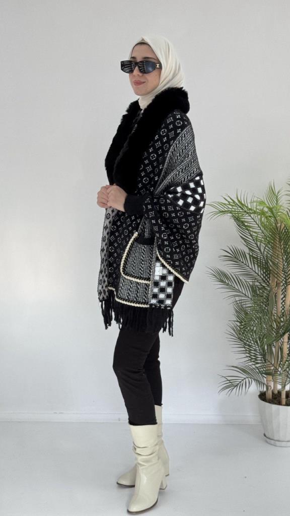 New season women's winter cape, model G3693 - Black New season women's winter cape, model G3693 - Black