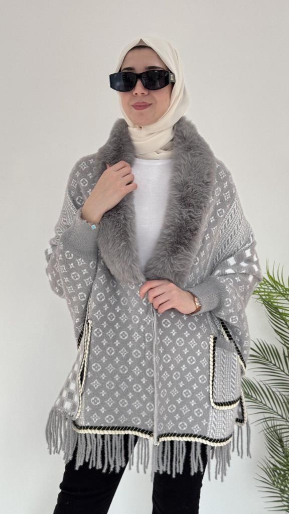 New season women's winter cape, model G3693 - Gray New season women's winter cape, model G3693 - Gray