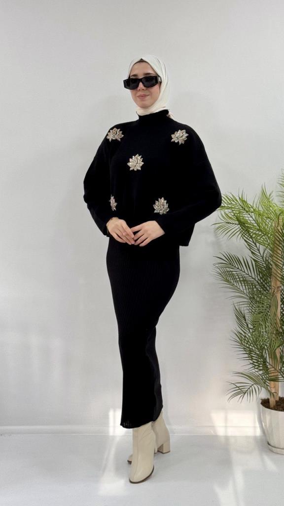 Women's winter dress, model G3741 - Black Women's winter dress, model G3741 - Black