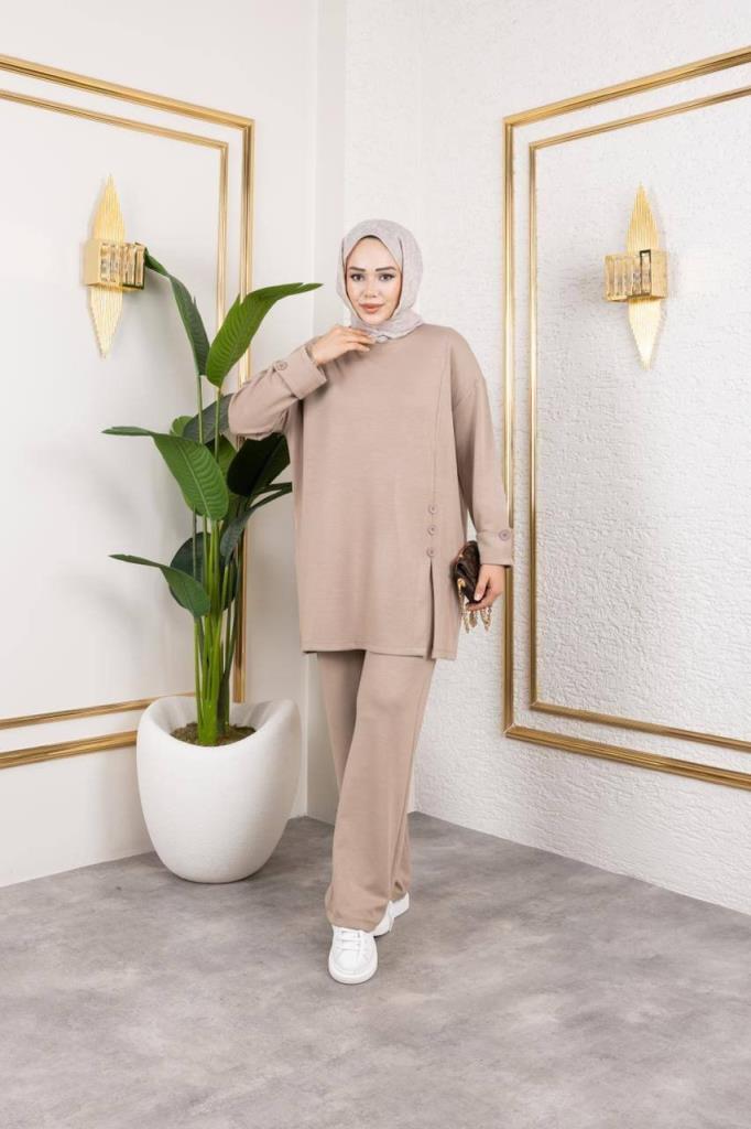 طقم نسائي محتشم، موديل G3991 - بيج