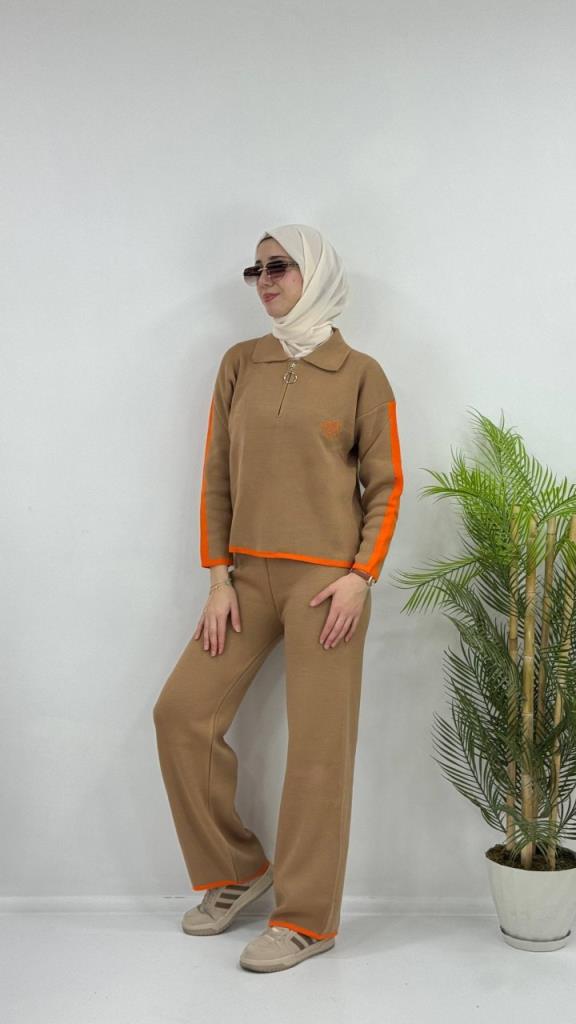 Women's Stylish and New Seasonal Top and Bottom Set, Modest Model G4071 - Beige