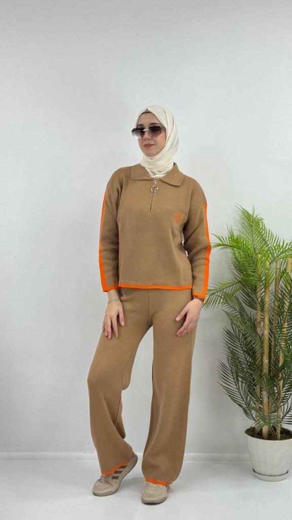 Women's Stylish and New Seasonal Top and Bottom Set, Modest Model G4071 - Beige