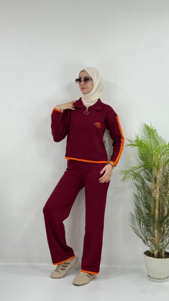 Women's Stylish and New Seasonal Top and Bottom Set, Modest Model G4071 - Burgundy