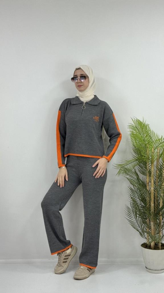 Women's Stylish and New Seasonal Top and Bottom Set, Modest Model G4071 - Gray