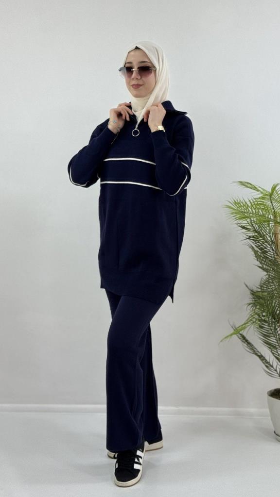 Women's new seasonal knitwear top and bottom hijab suit, model G4072 - Navy Blue