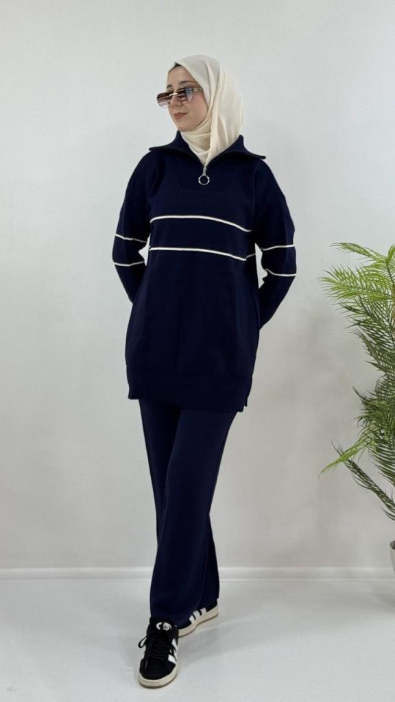 Women's new seasonal knitwear top and bottom hijab suit, model G4072 - Navy Blue