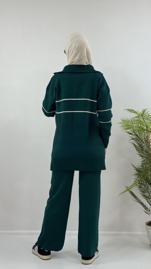 Women's new seasonal knitwear top and bottom hijab suit, model G4072 - Khaki