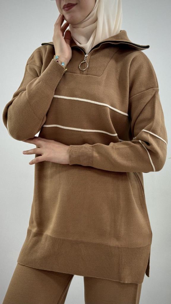Women's new seasonal knitwear top and bottom hijab suit, model G4072 - Beige