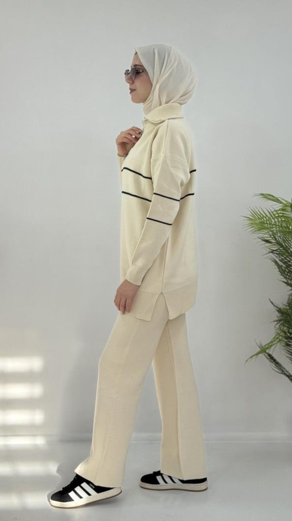 Women's new seasonal knitwear top and bottom hijab suit, model G4072 - Ecru