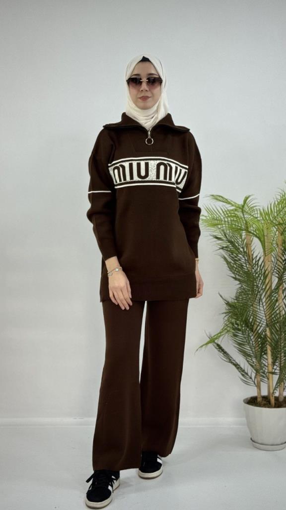 طقم حجاب نسائي شتوي جديد، موديل G4073 - بني