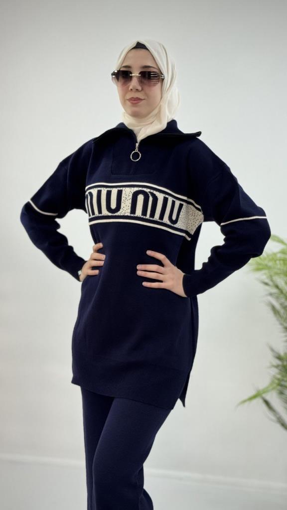 New season women's winter hijab top and bottom set, model G4073 - Navy Blue