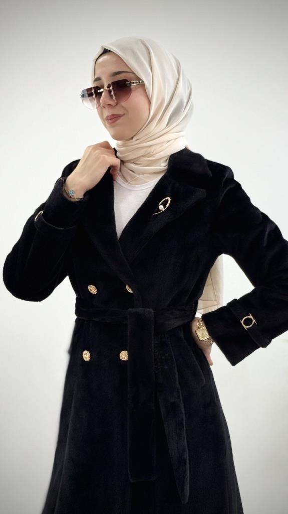 Women's stylish and comfortable winter coat, model G4074 - Black