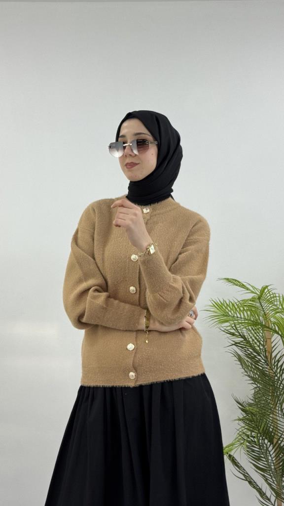 Women's winter cardigan, model G4120 - Beige