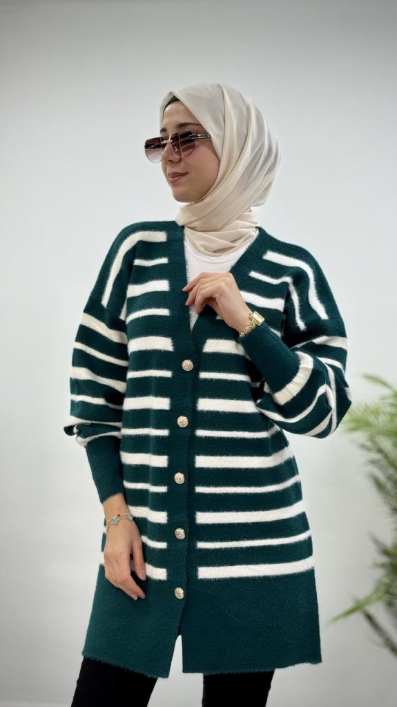 Women's Soft Winter Cardigan, Model G4124 - Khaki