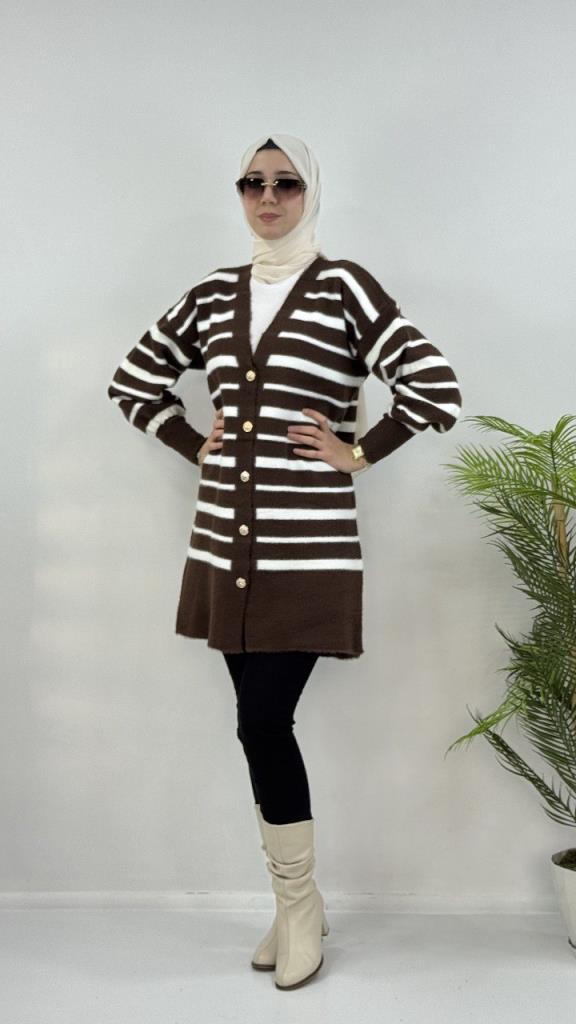 Women's Soft Winter Cardigan, Model G4124 - Brown