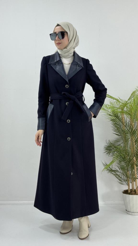 Women's stylish and comfortable long winter coat, model G4167 - Navy Blue