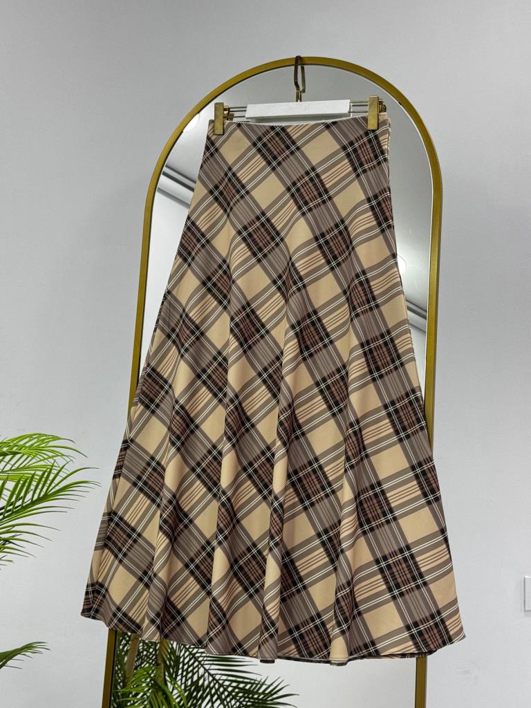 Women's modest checkered long skirt G4496 - Beige