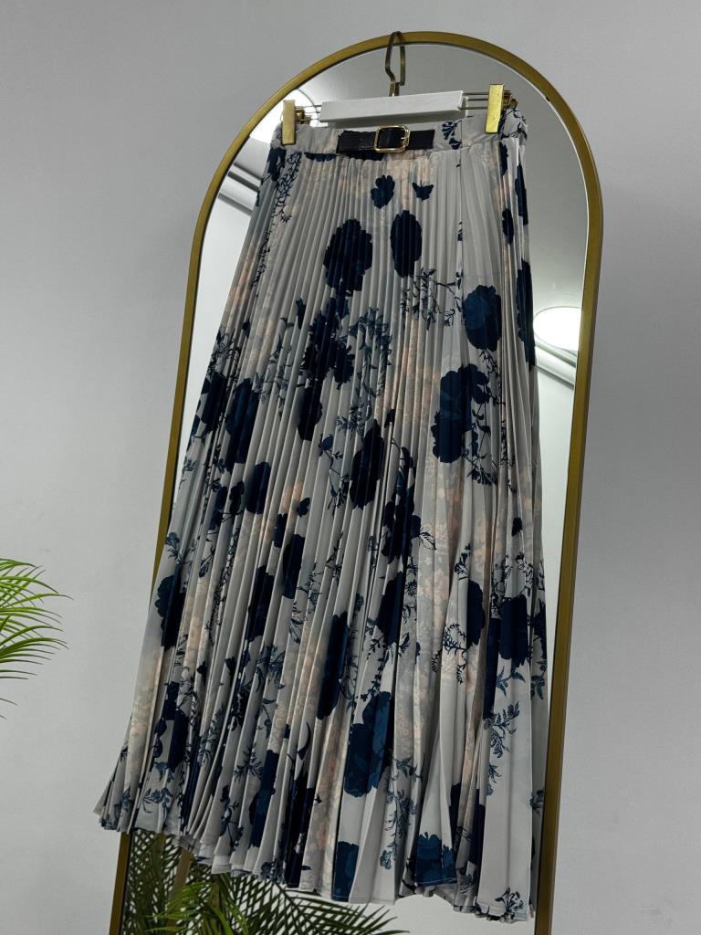 Floral print modest long skirt g4594 - Blue