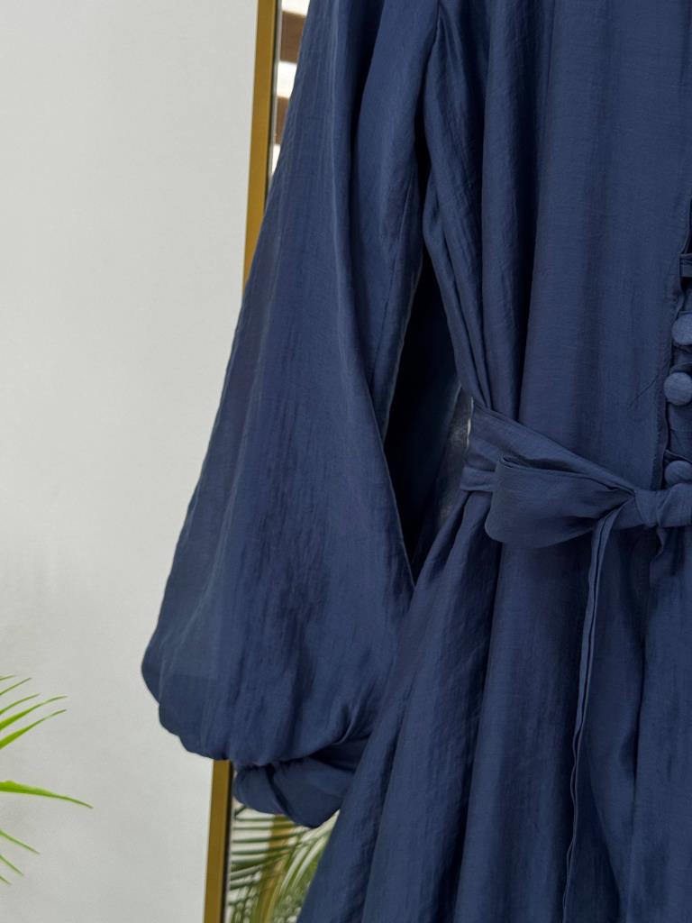 Women's long-sleeved maxi dress with belt and buttons G5033 - Blue
