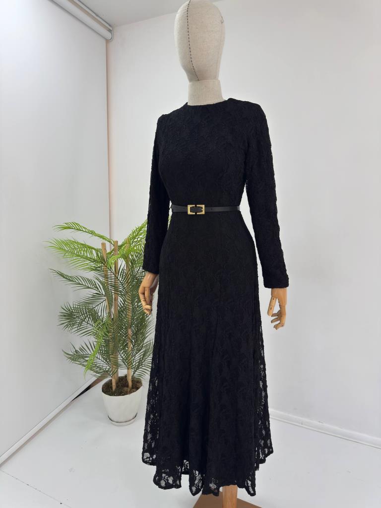 Women's long belted modest dress g5154 - Black