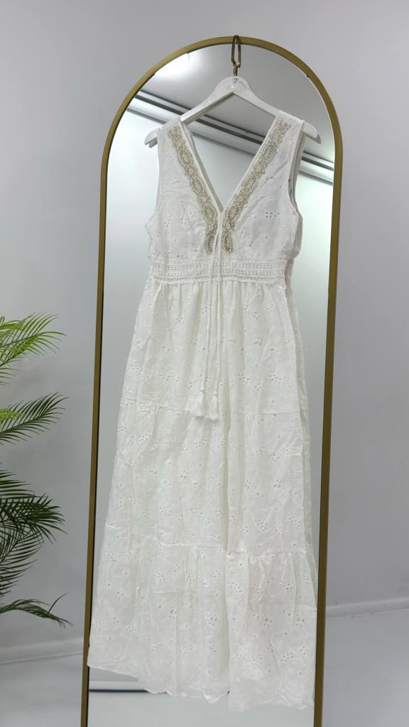 Women's sleeveless white long dress G5447 - White