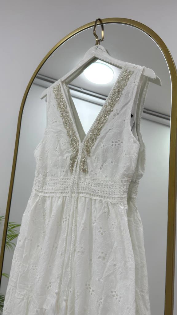 Women's sleeveless white long dress G5447 - White