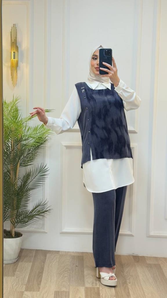 بدلة نسائية 3 قطع موديل G2215 - كحلي بدلة نسائية 3 قطع موديل G2215 - كحلي